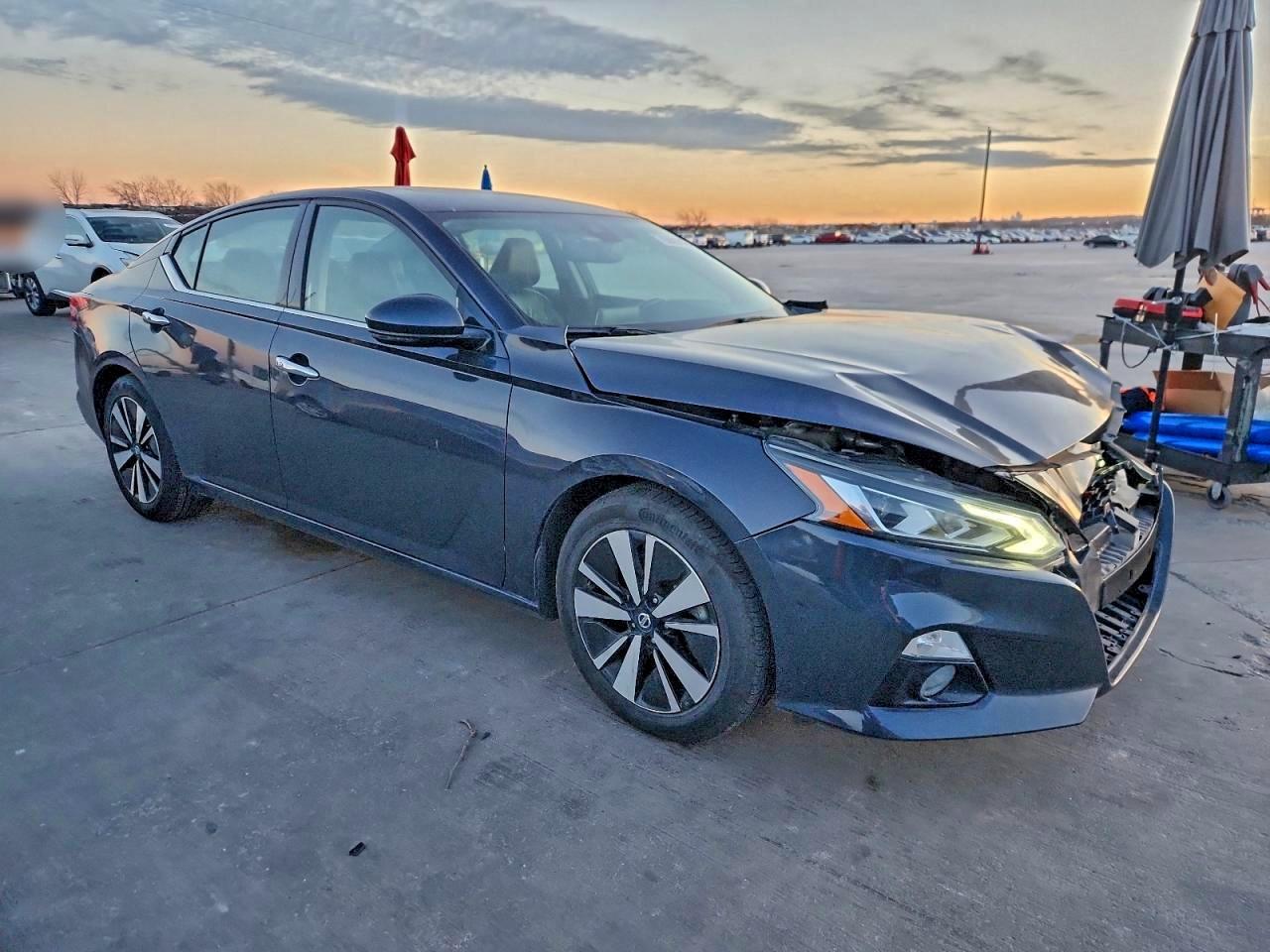 2019 NISSAN ALTIMA