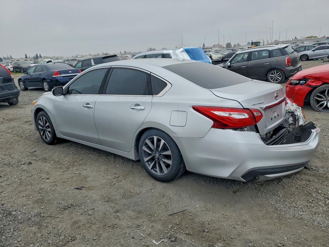 2017 NISSAN ALTIMA