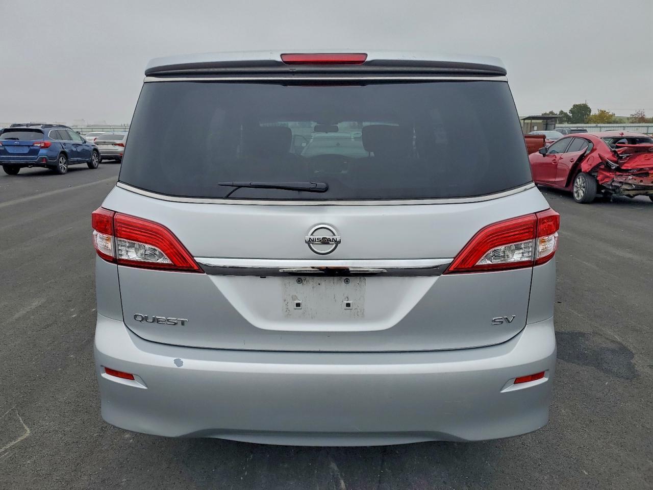 2013 NISSAN Quest