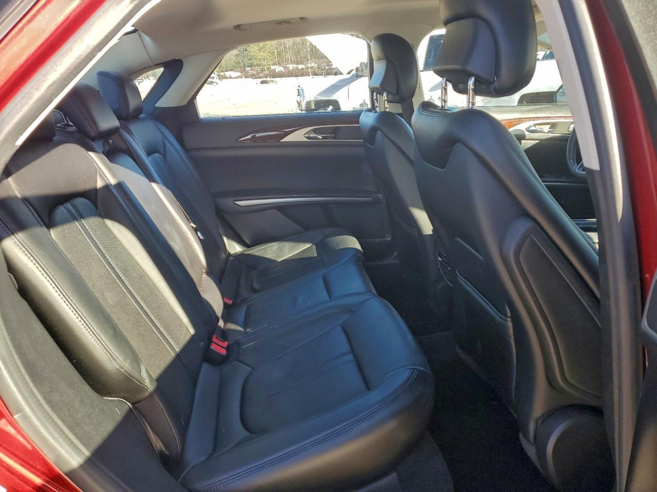 2016 LINCOLN MKZ