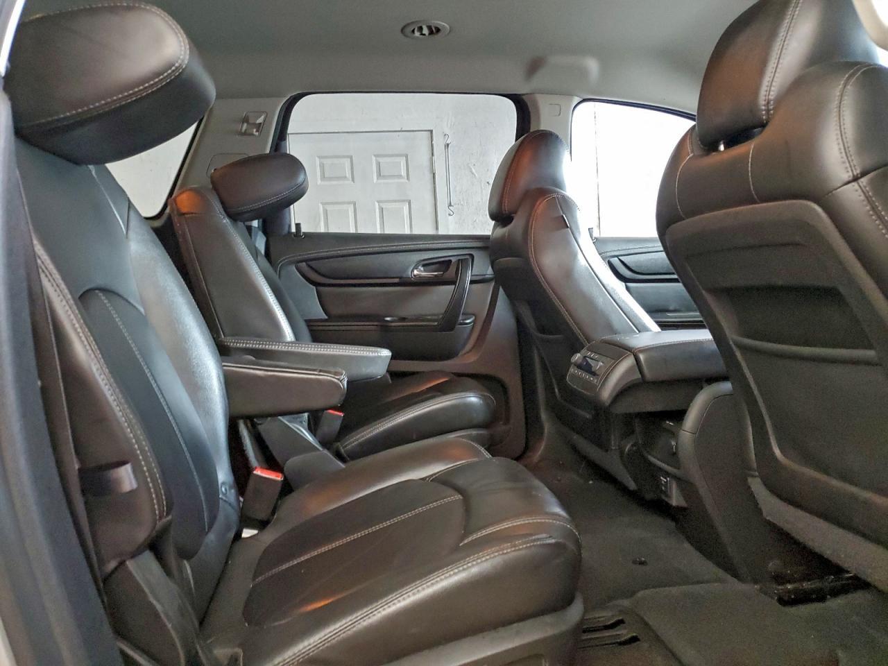 2016 CHEVROLET TRAVERSE