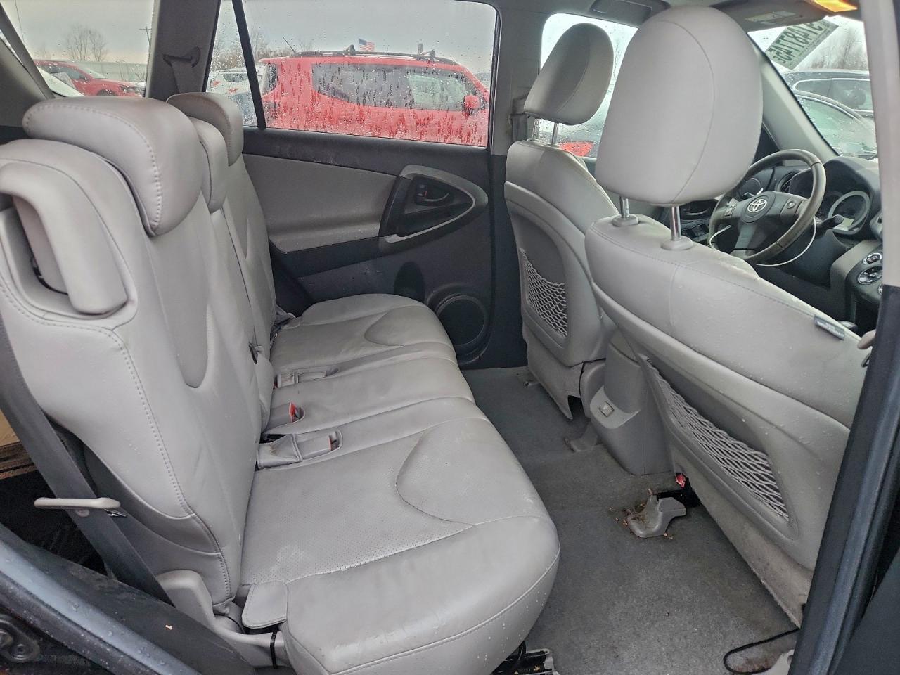 2011 TOYOTA RAV4