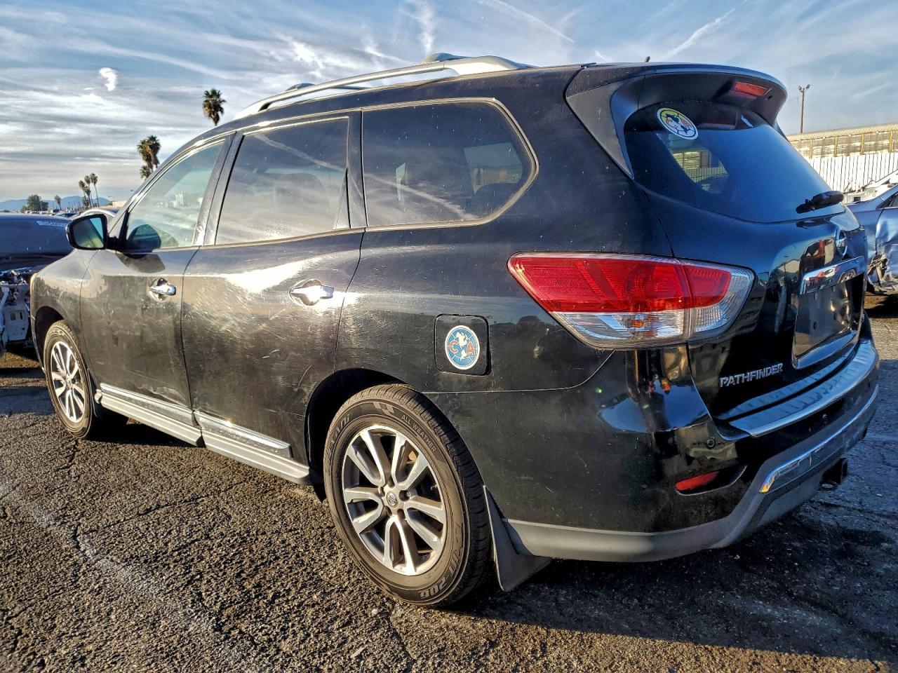 2014 NISSAN PATHFINDER