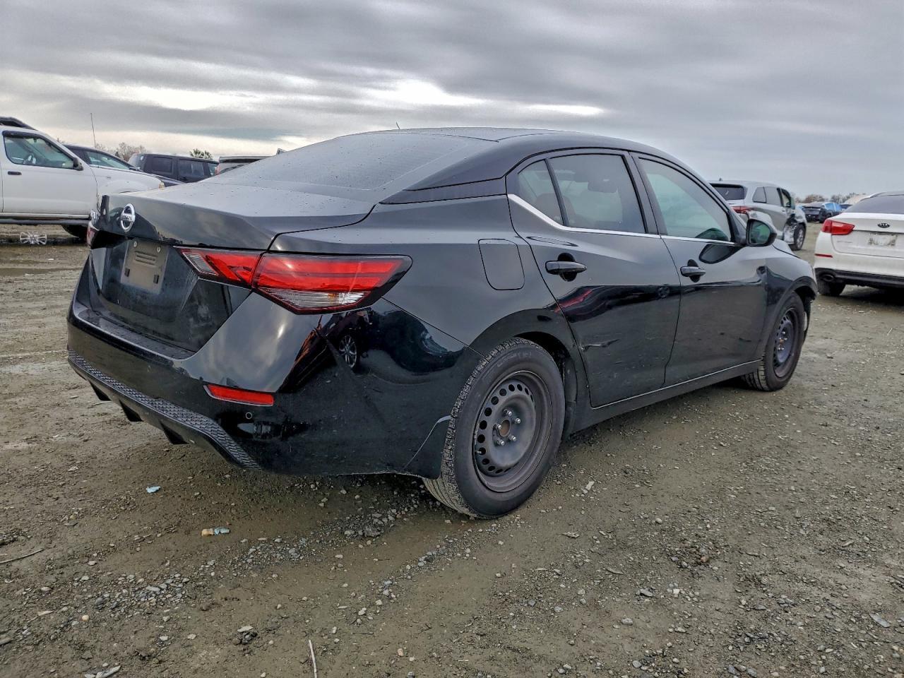 2022 NISSAN SENTRA