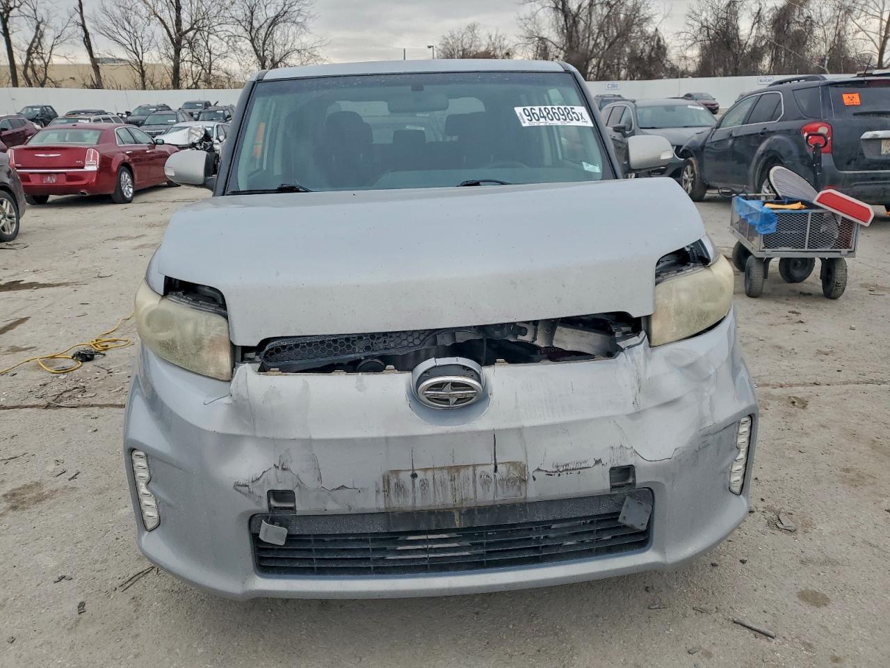 2013 TOYOTA SCION