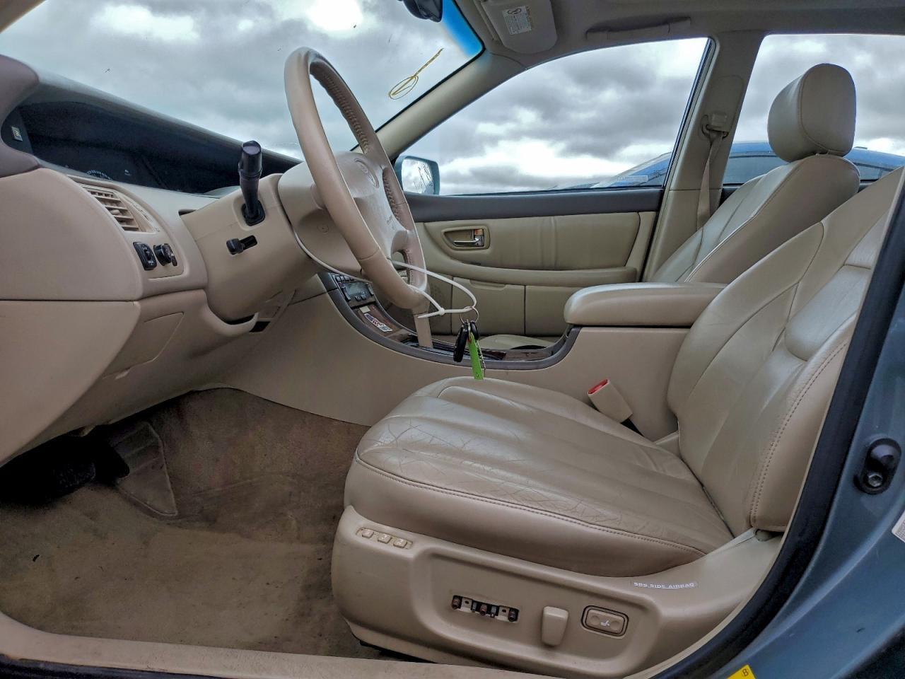 2000 TOYOTA Avalon