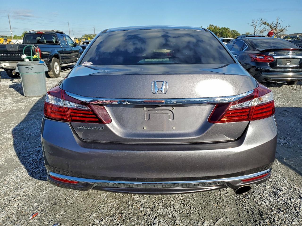 2017 HONDA ACCORD