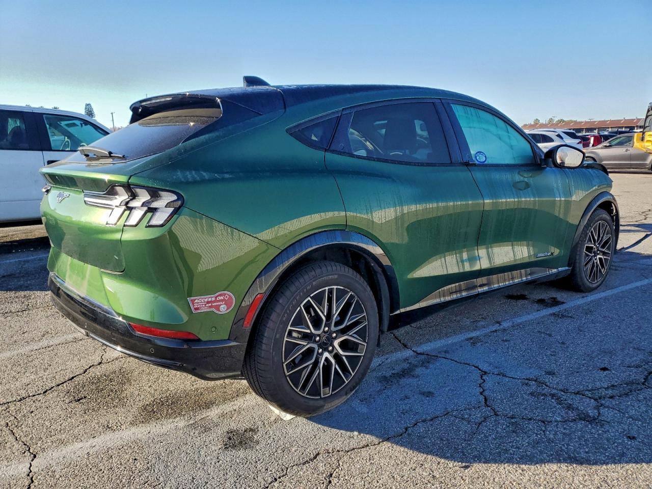 2024 FORD Mustang Mach-E