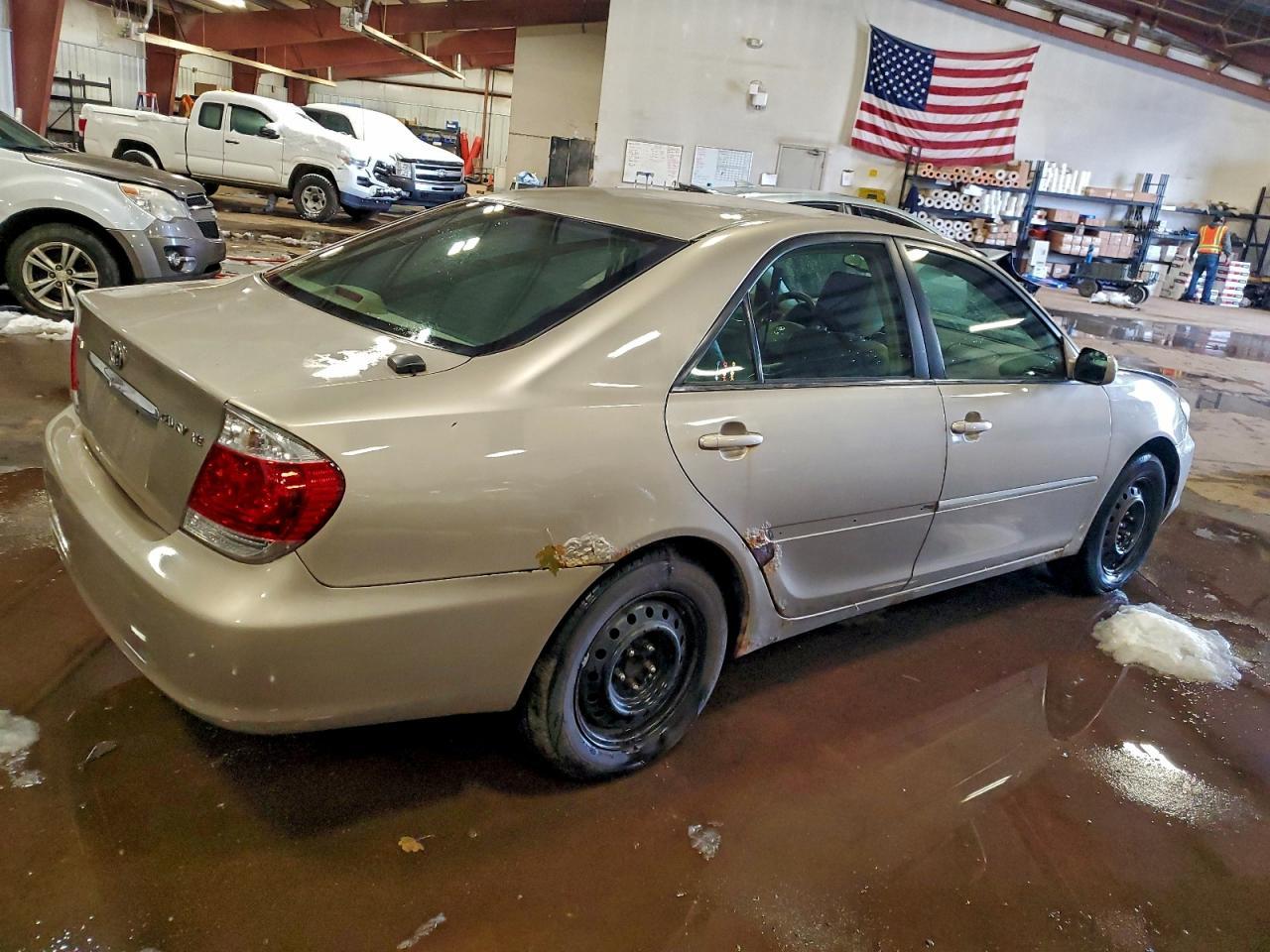 2005 TOYOTA CAMRY
