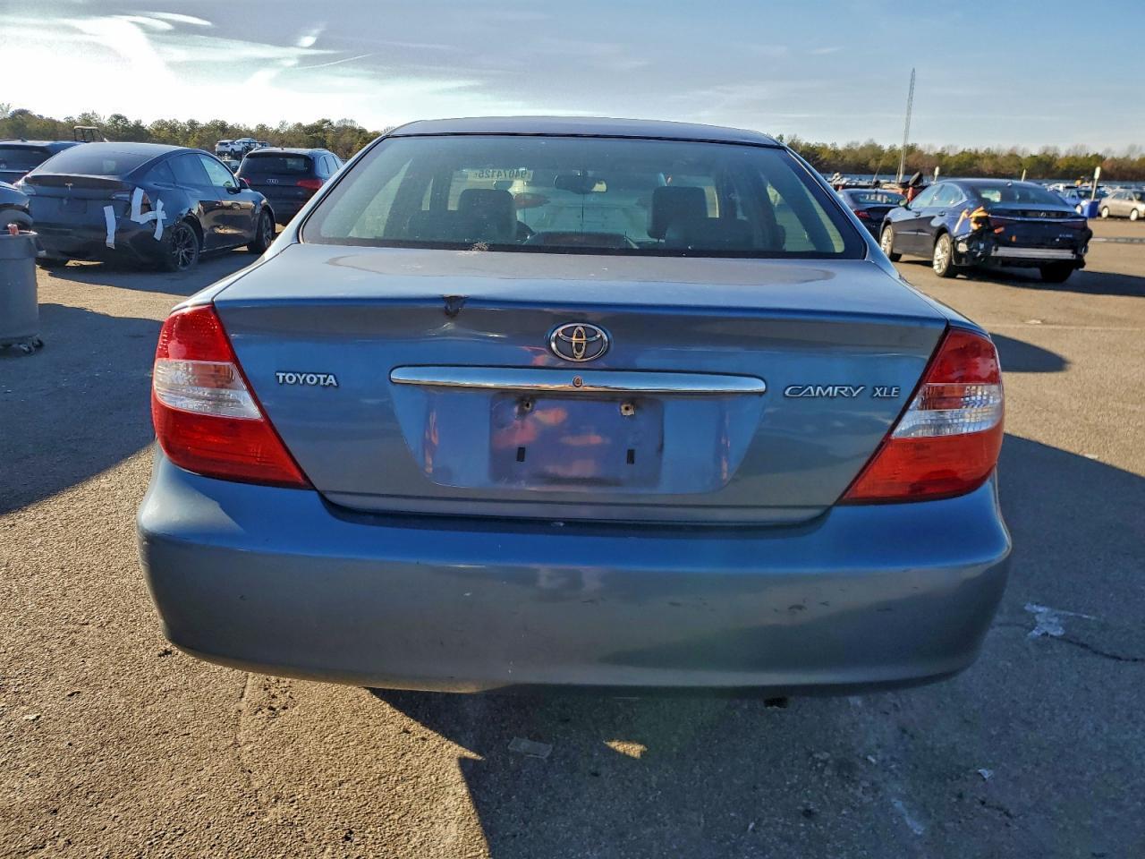 2004 TOYOTA CAMRY