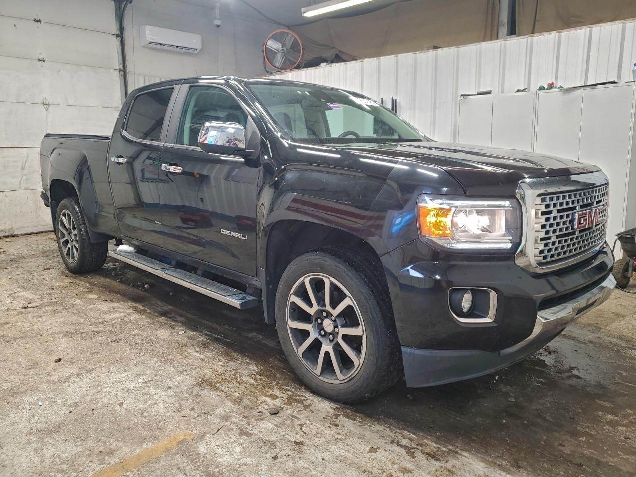 2017 GMC CANYON
