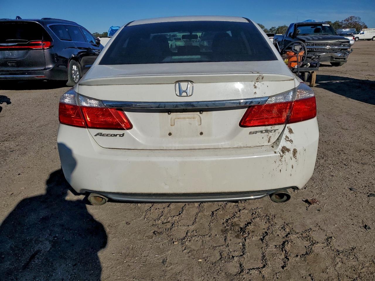 2015 HONDA ACCORD