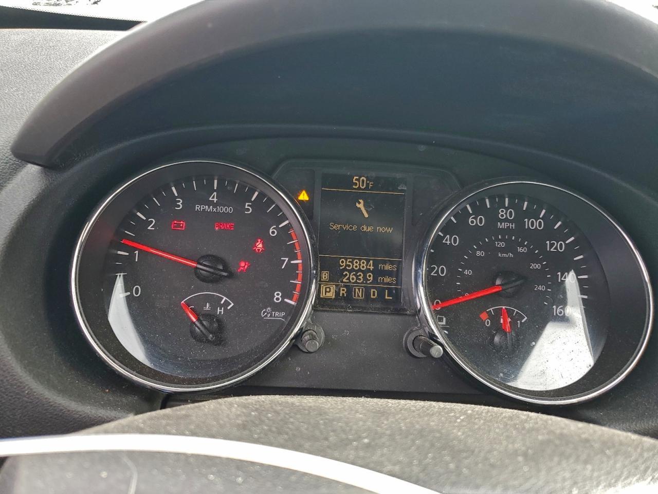 2015 NISSAN ROGUE