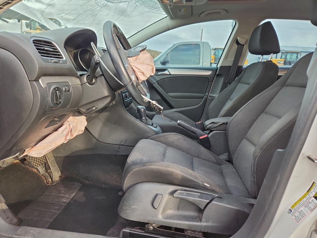 2014 VOLKSWAGEN GOLF