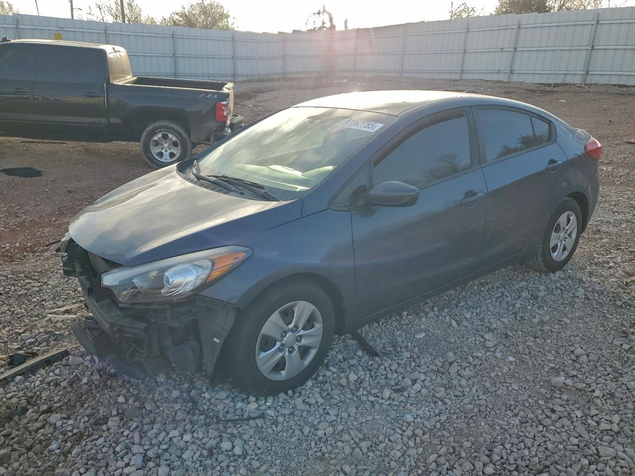 2016 KIA FORTE