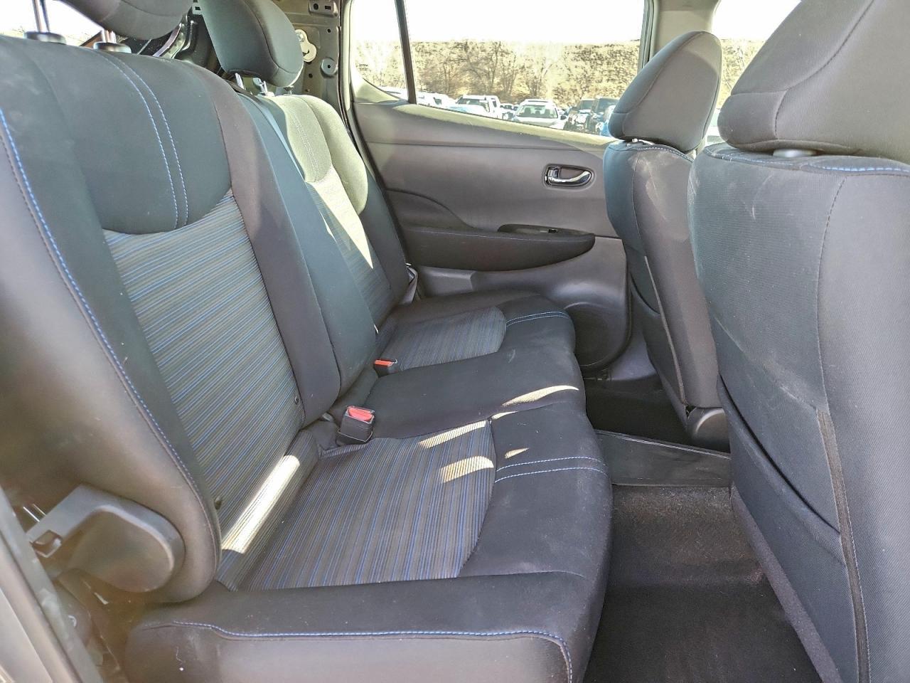 2019 NISSAN LEAF