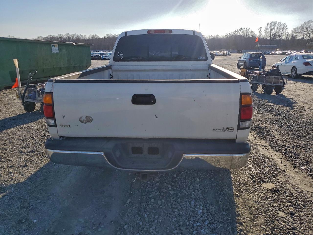 2002 TOYOTA TUNDRA