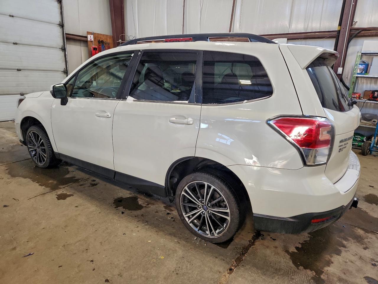 2017 SUBARU FORESTER