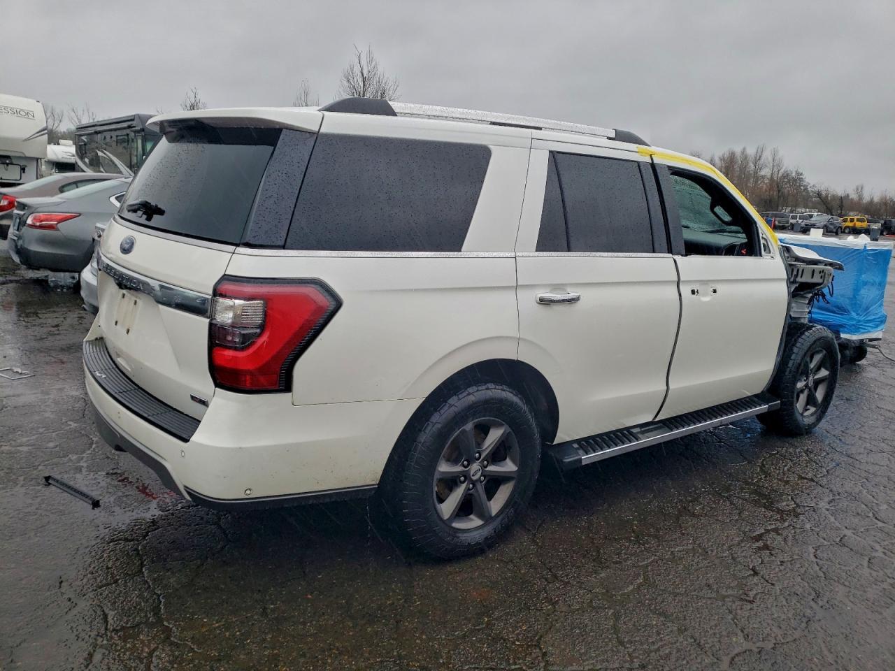 2021 FORD Expedition