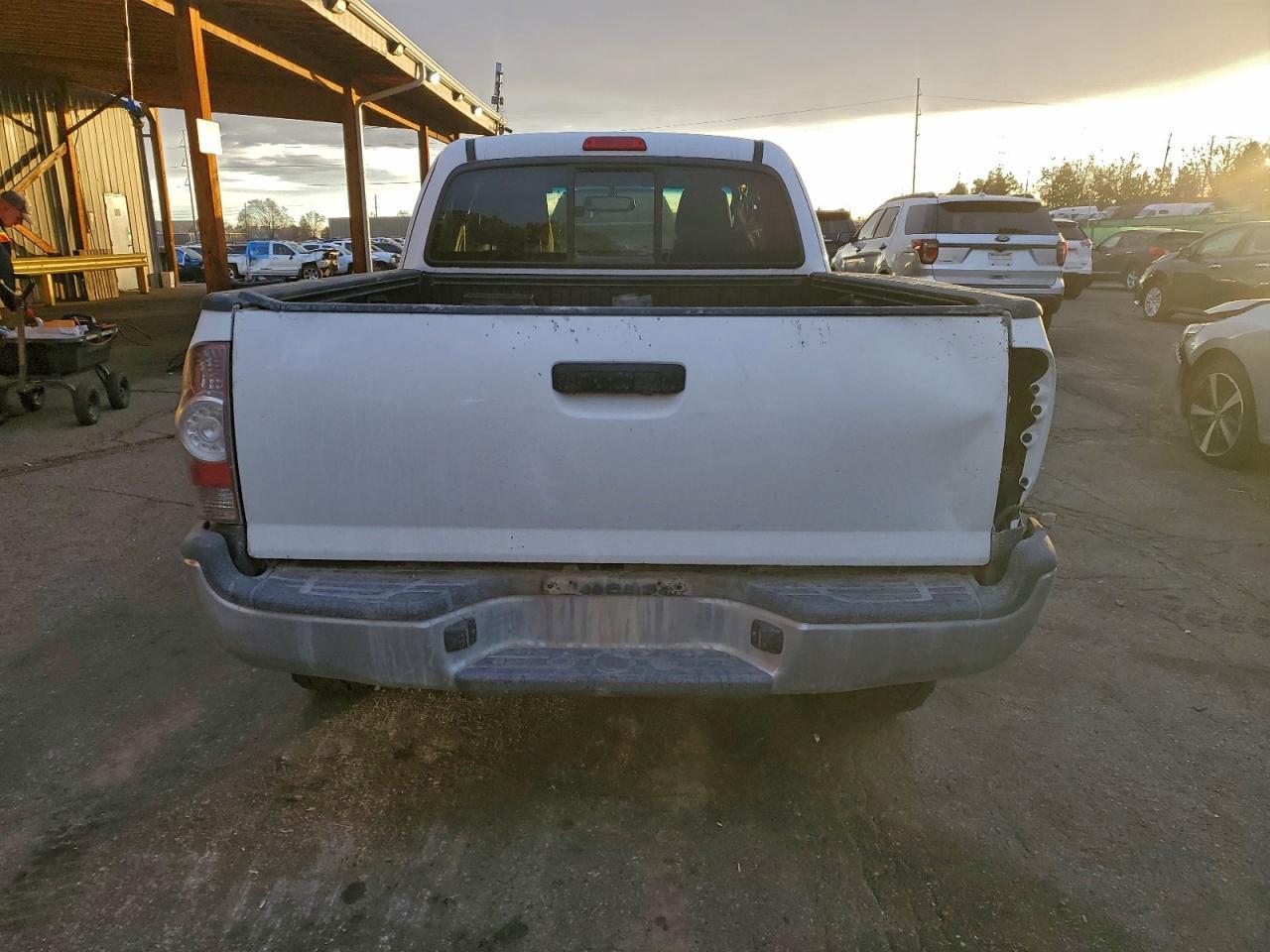 2012 TOYOTA TACOMA