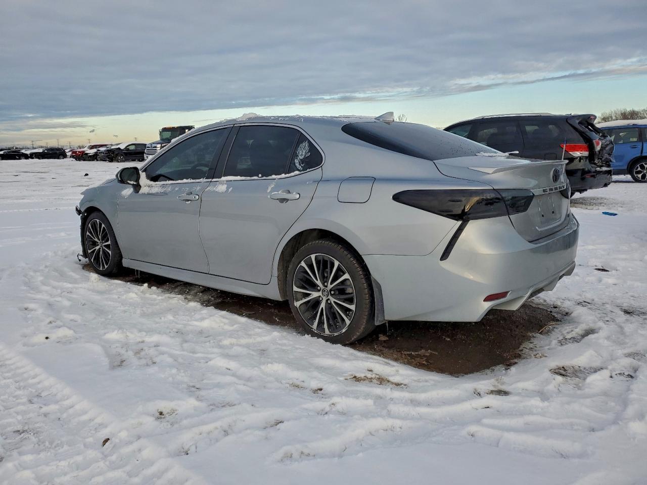 2019 TOYOTA CAMRY
