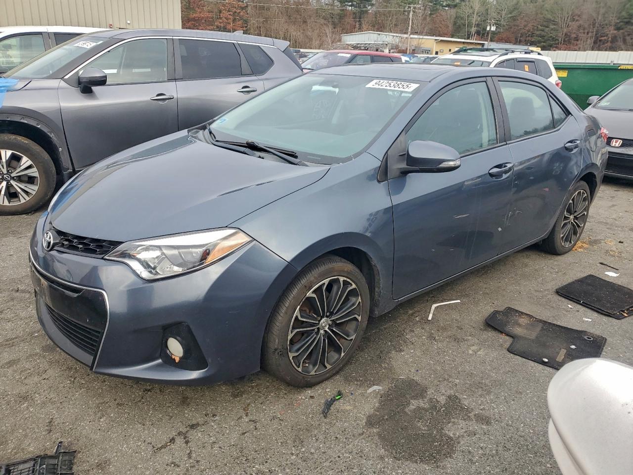 2015 TOYOTA COROLLA