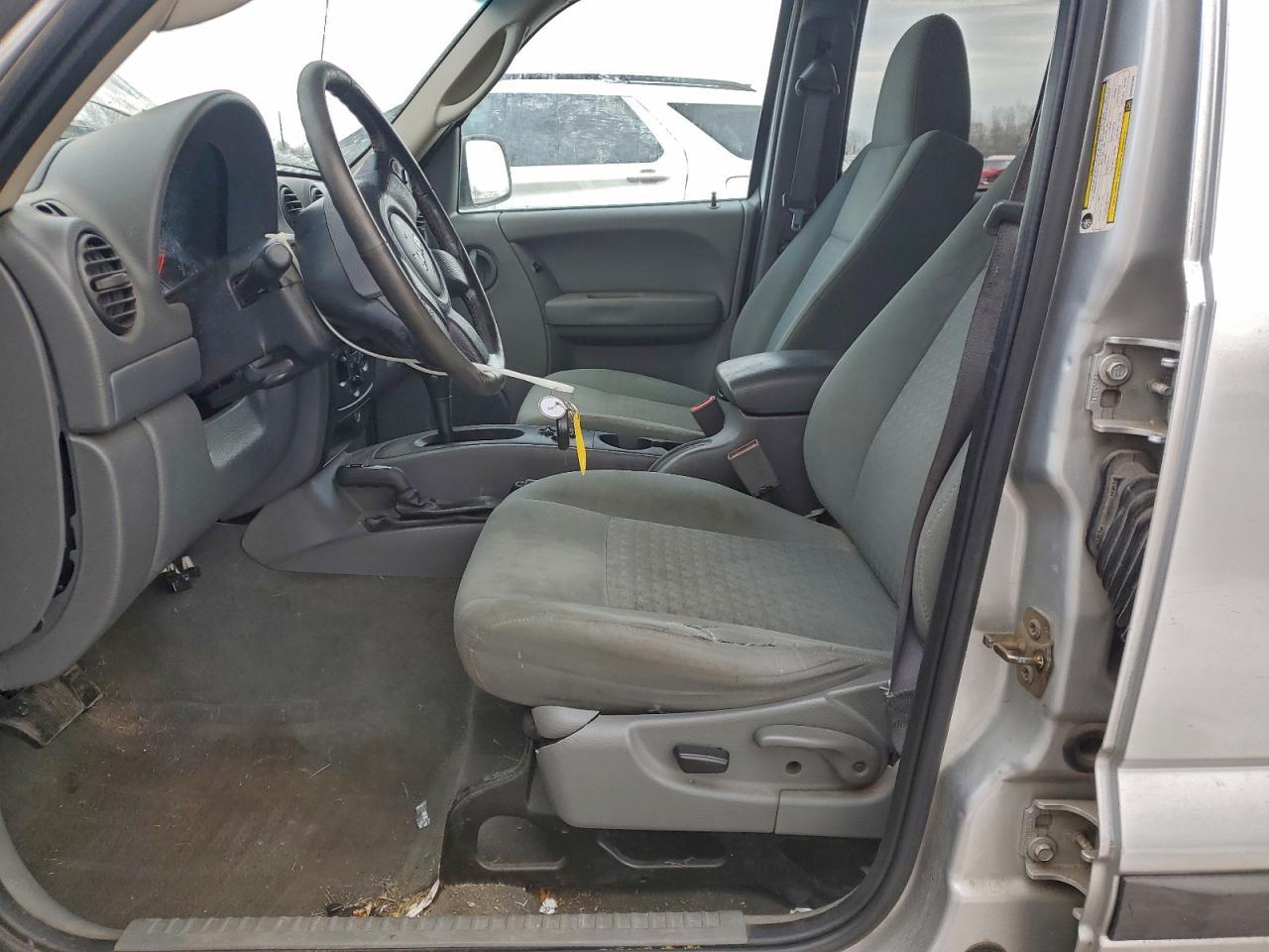 2006 JEEP Liberty