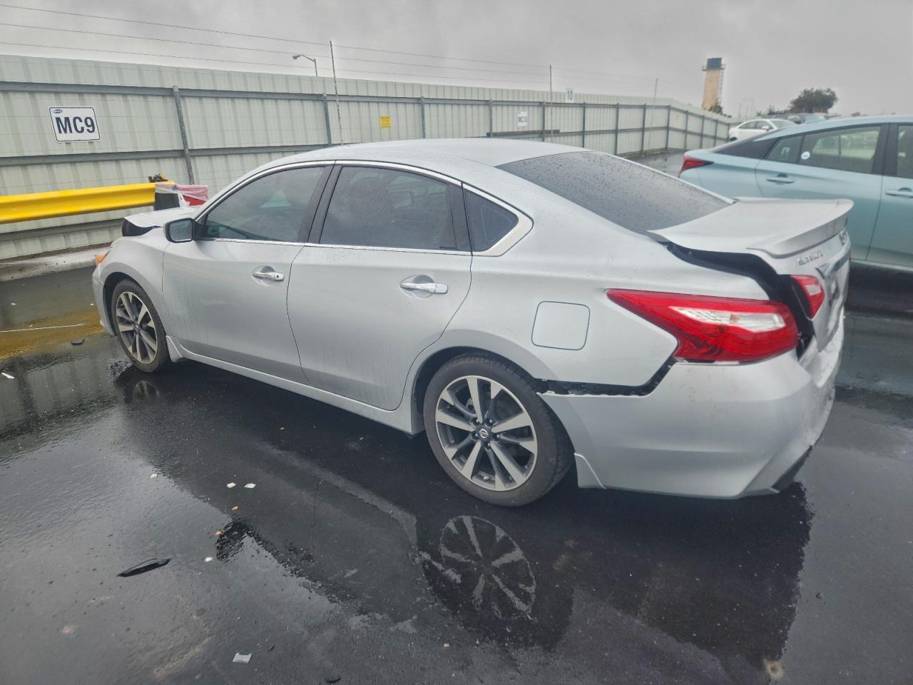 2016 NISSAN ALTIMA