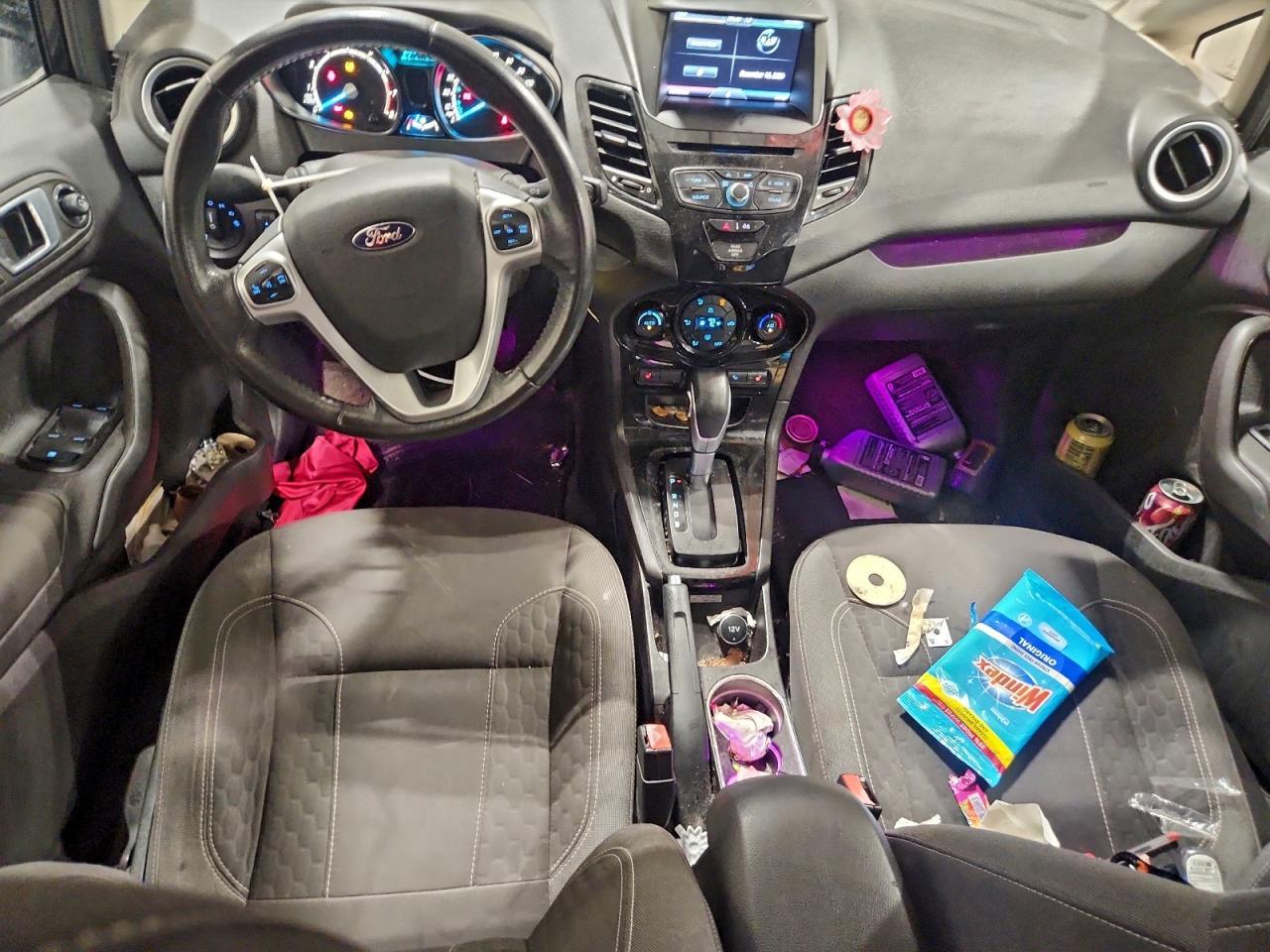 2014 FORD Fiesta