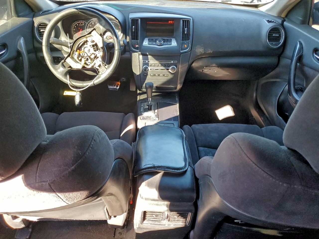 2013 NISSAN Maxima