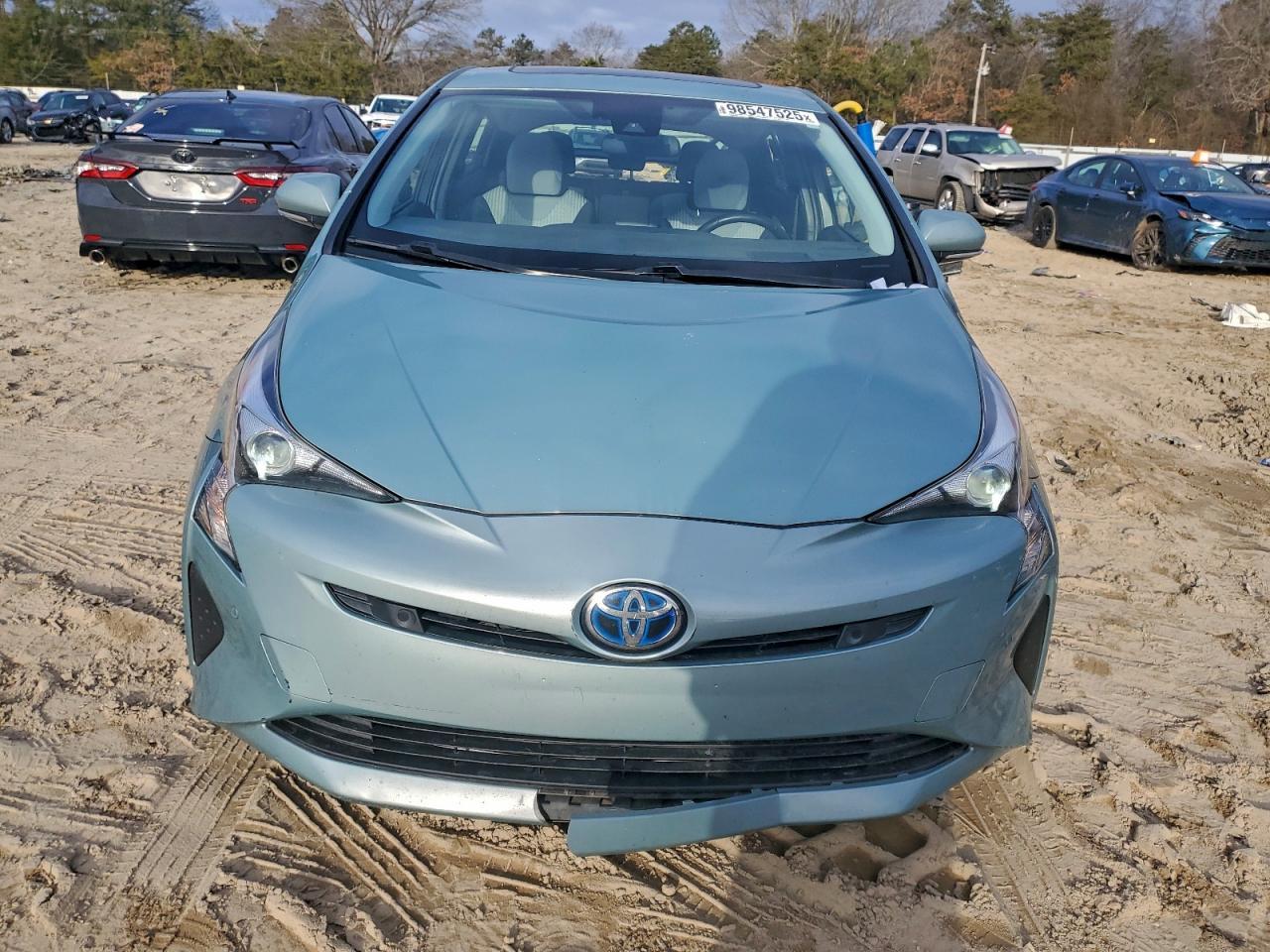 2017 TOYOTA PRIUS