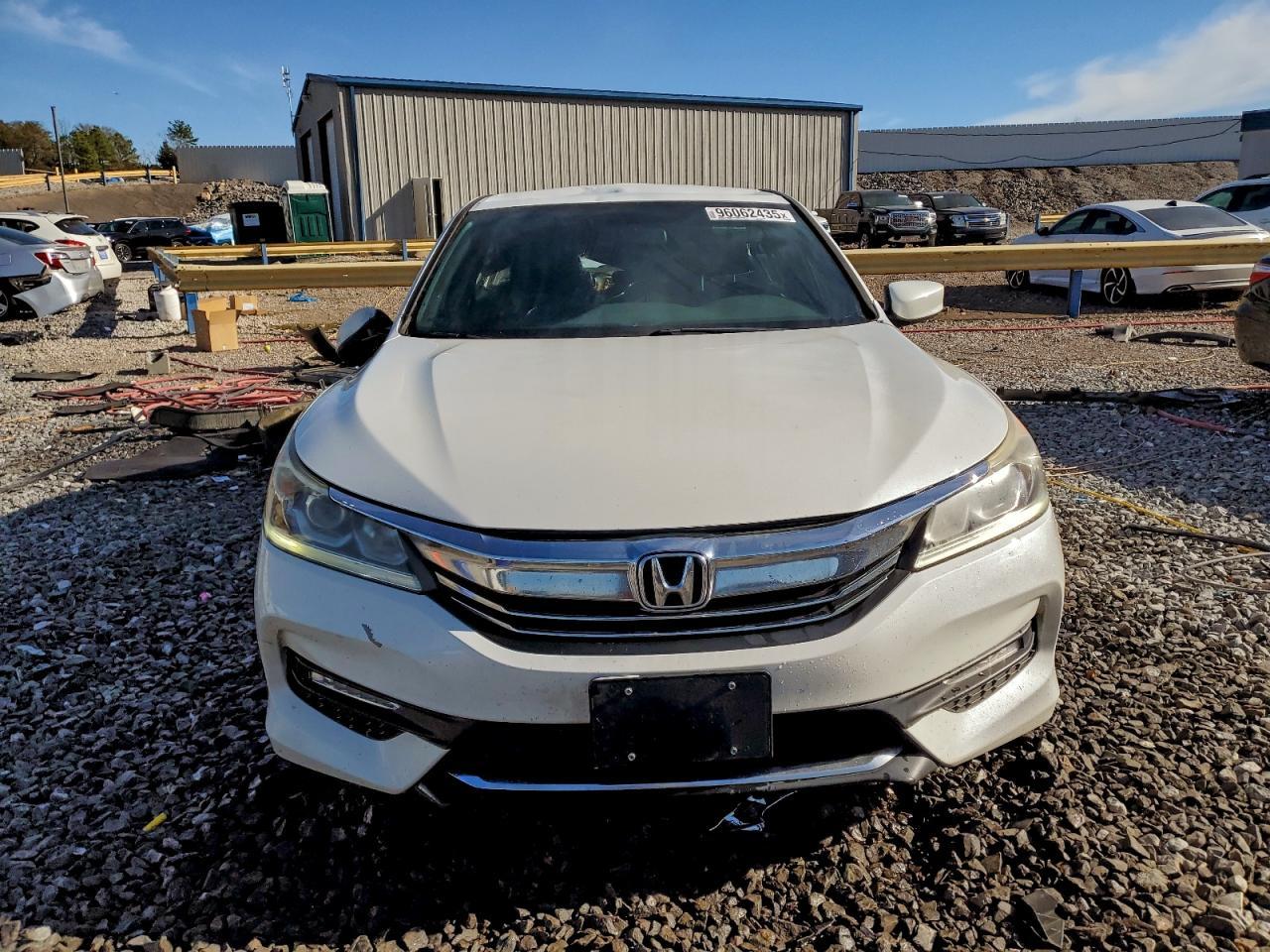 2016 HONDA ACCORD