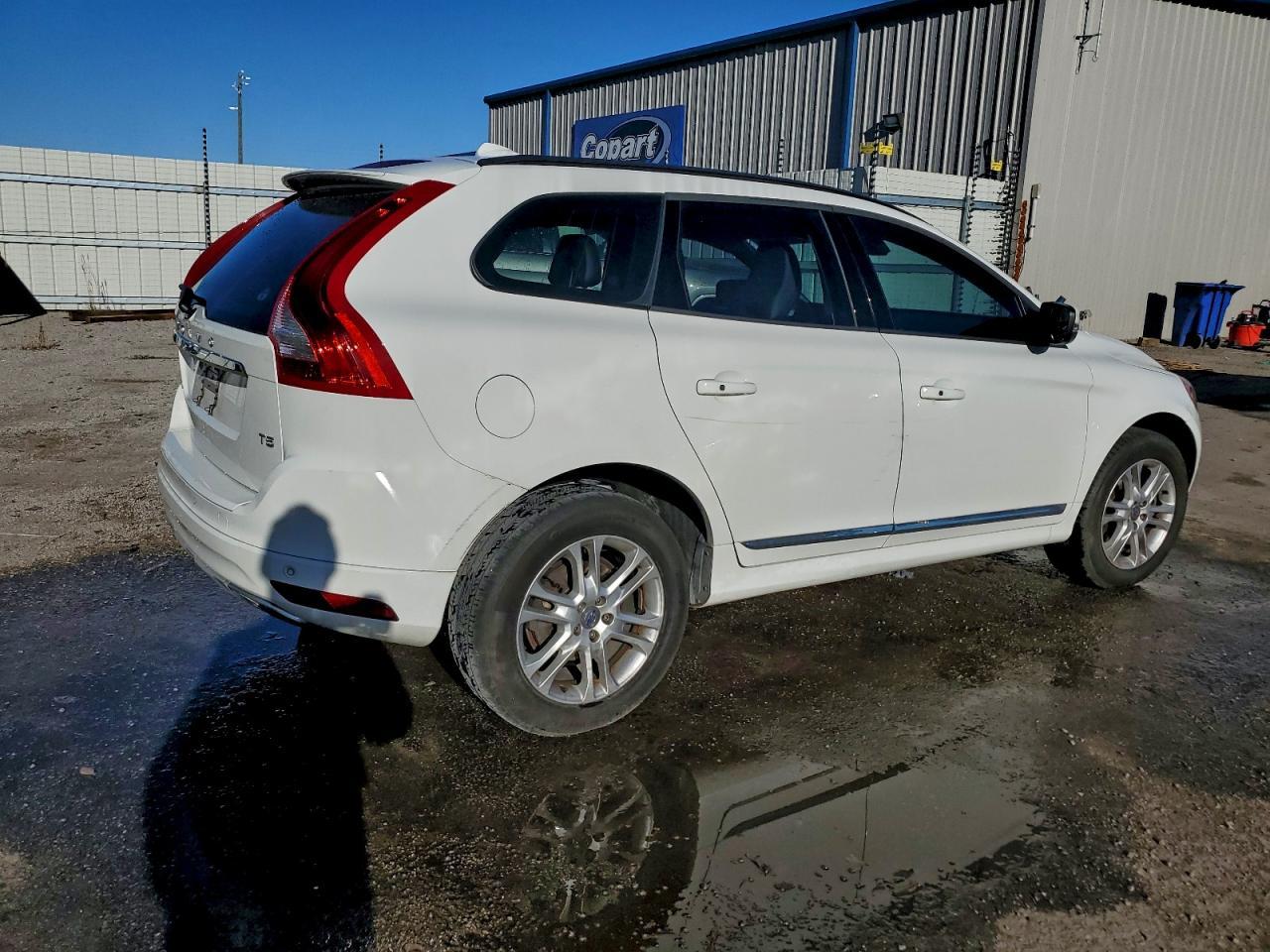 2016 VOLVO XC60