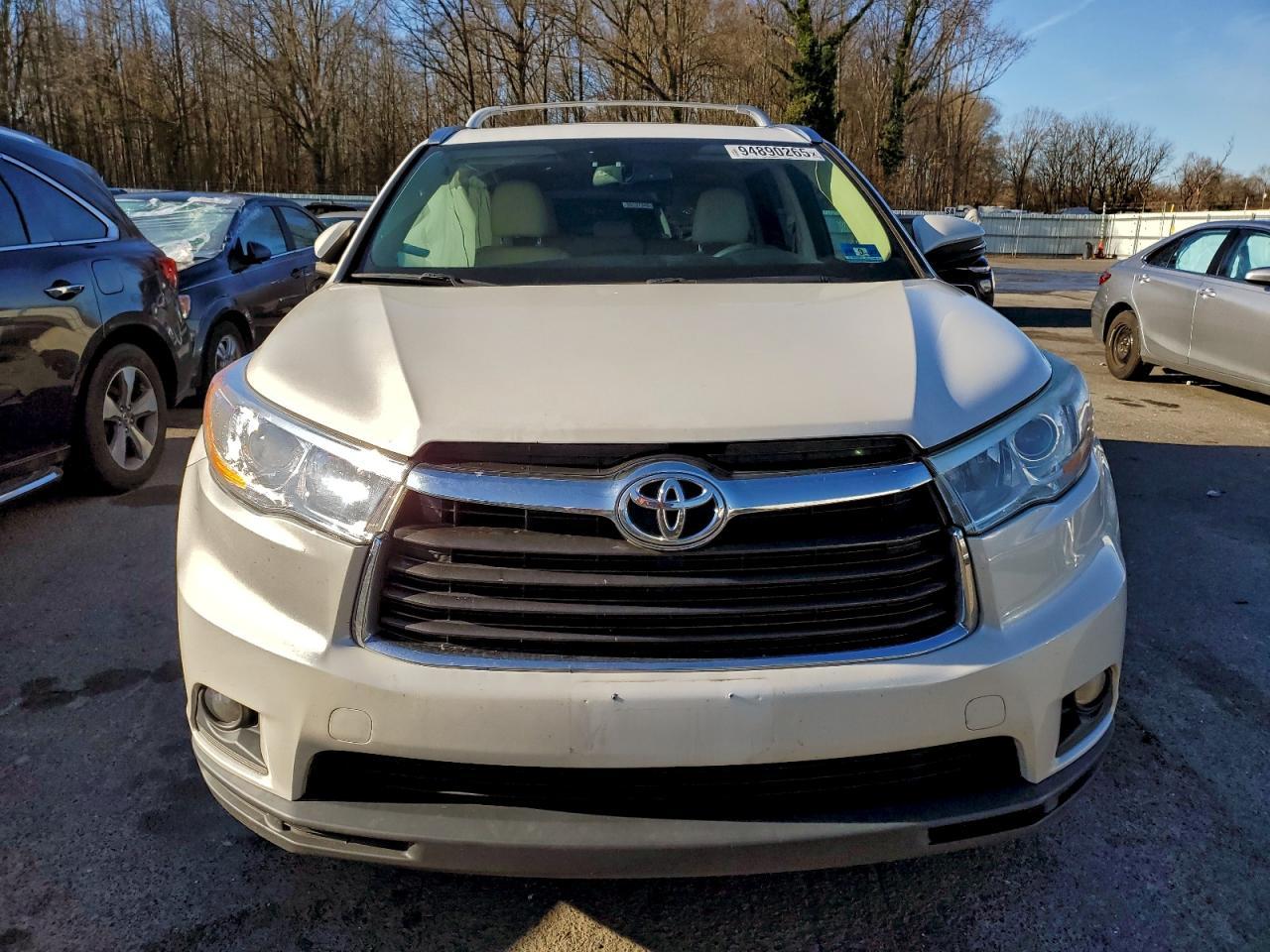 2014 TOYOTA HIGHLANDER