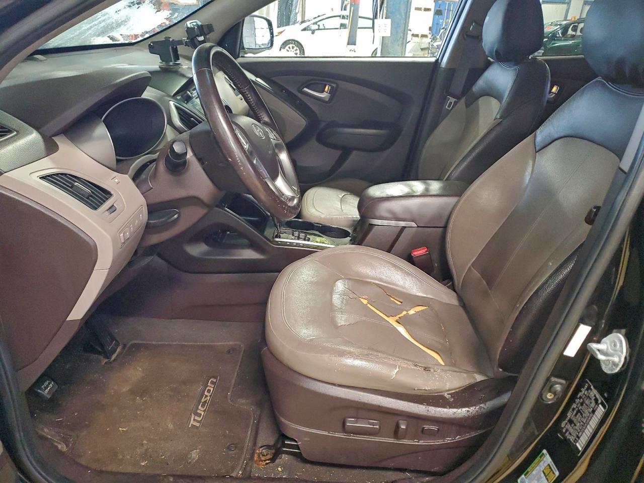 2012 HYUNDAI TUCSON