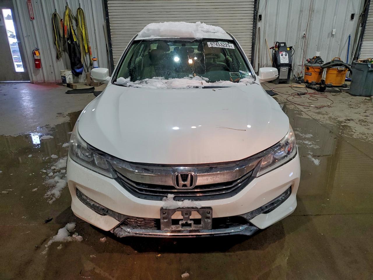 2017 HONDA ACCORD