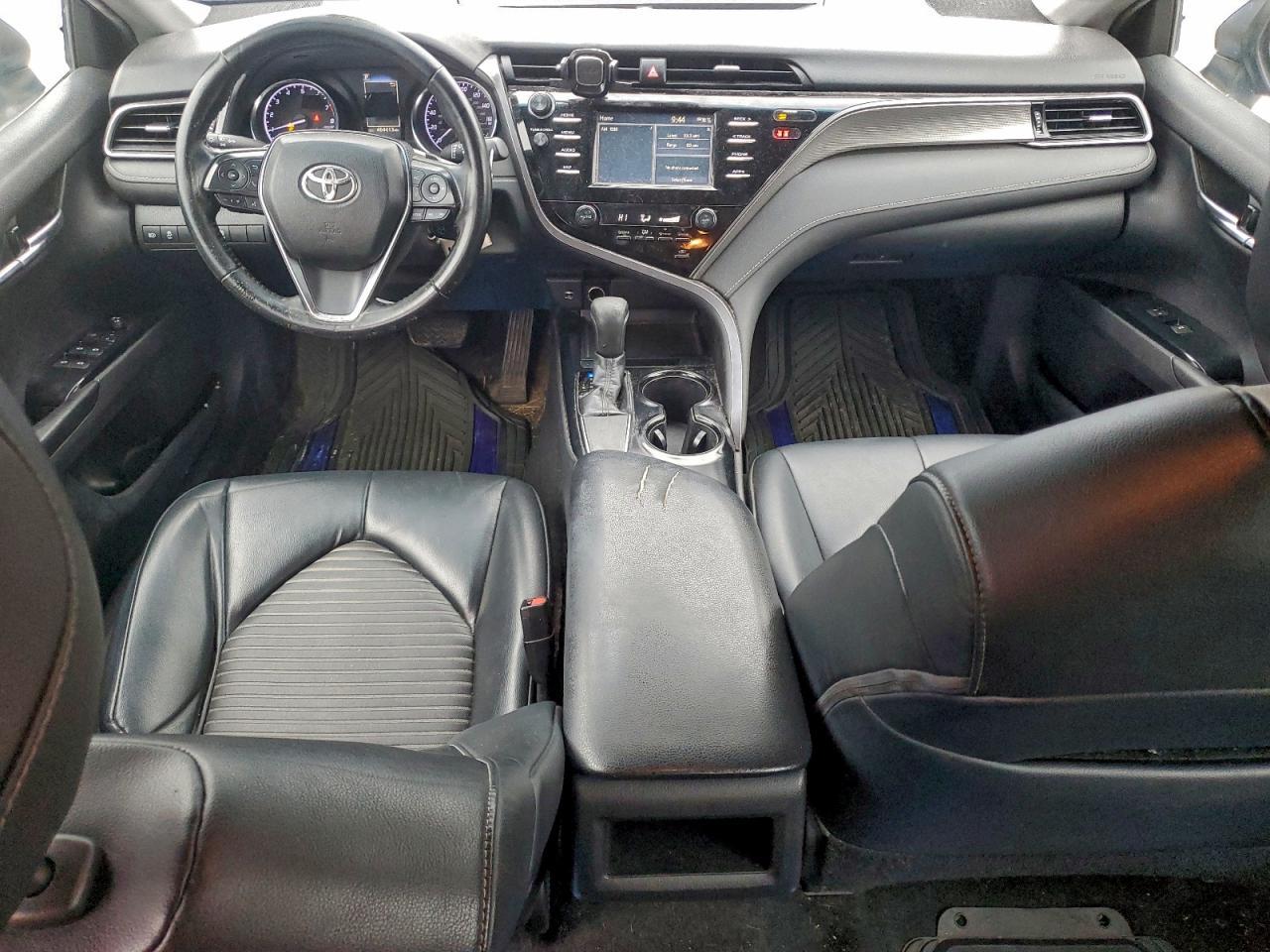 2019 TOYOTA CAMRY