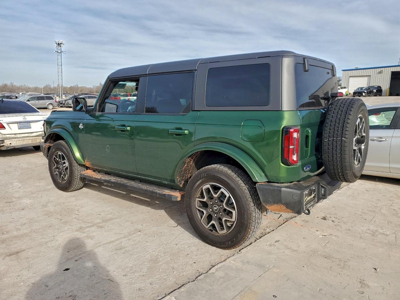 2024 FORD Bronco