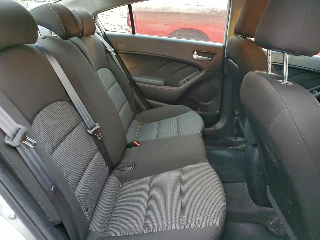 2017 KIA FORTE