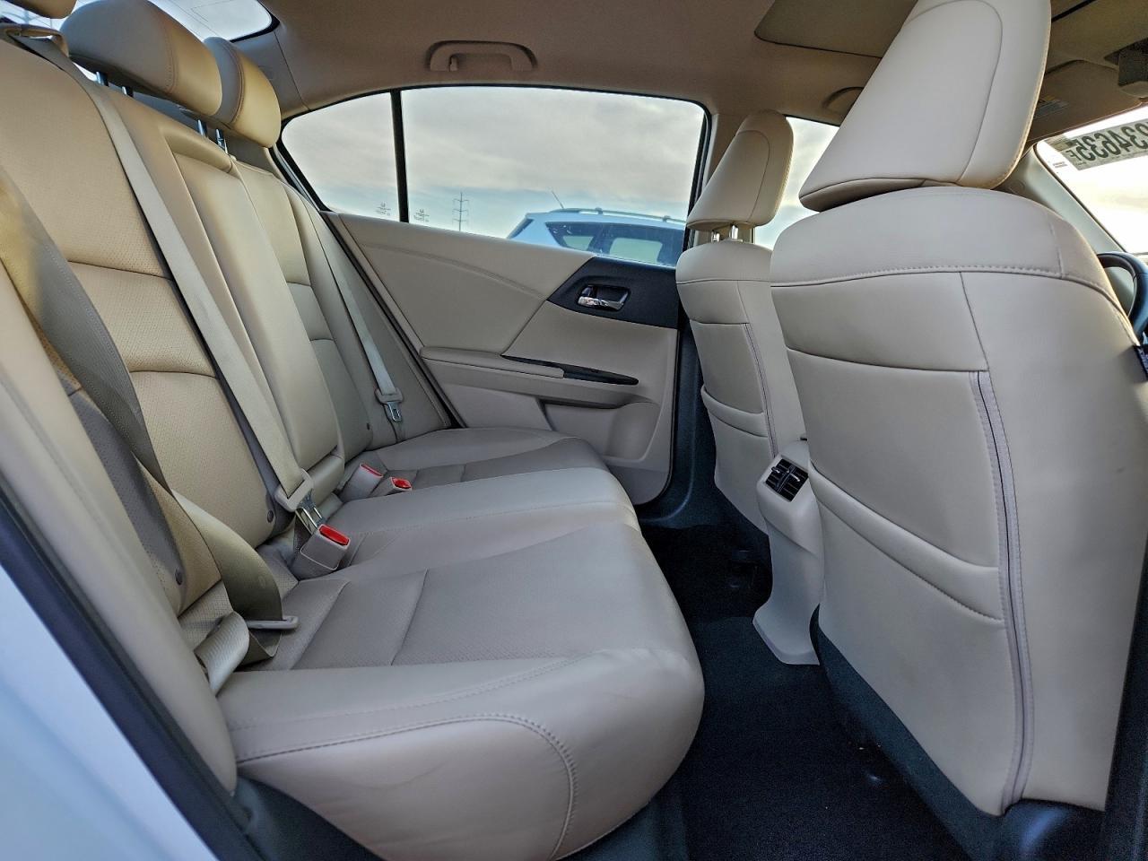 2017 HONDA ACCORD