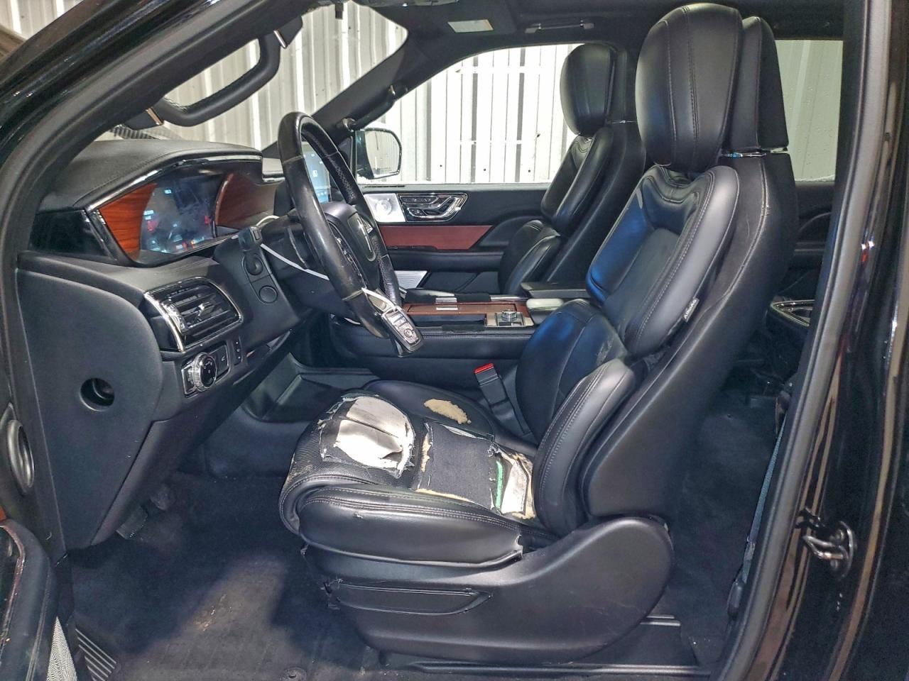 2020 LINCOLN Navigator