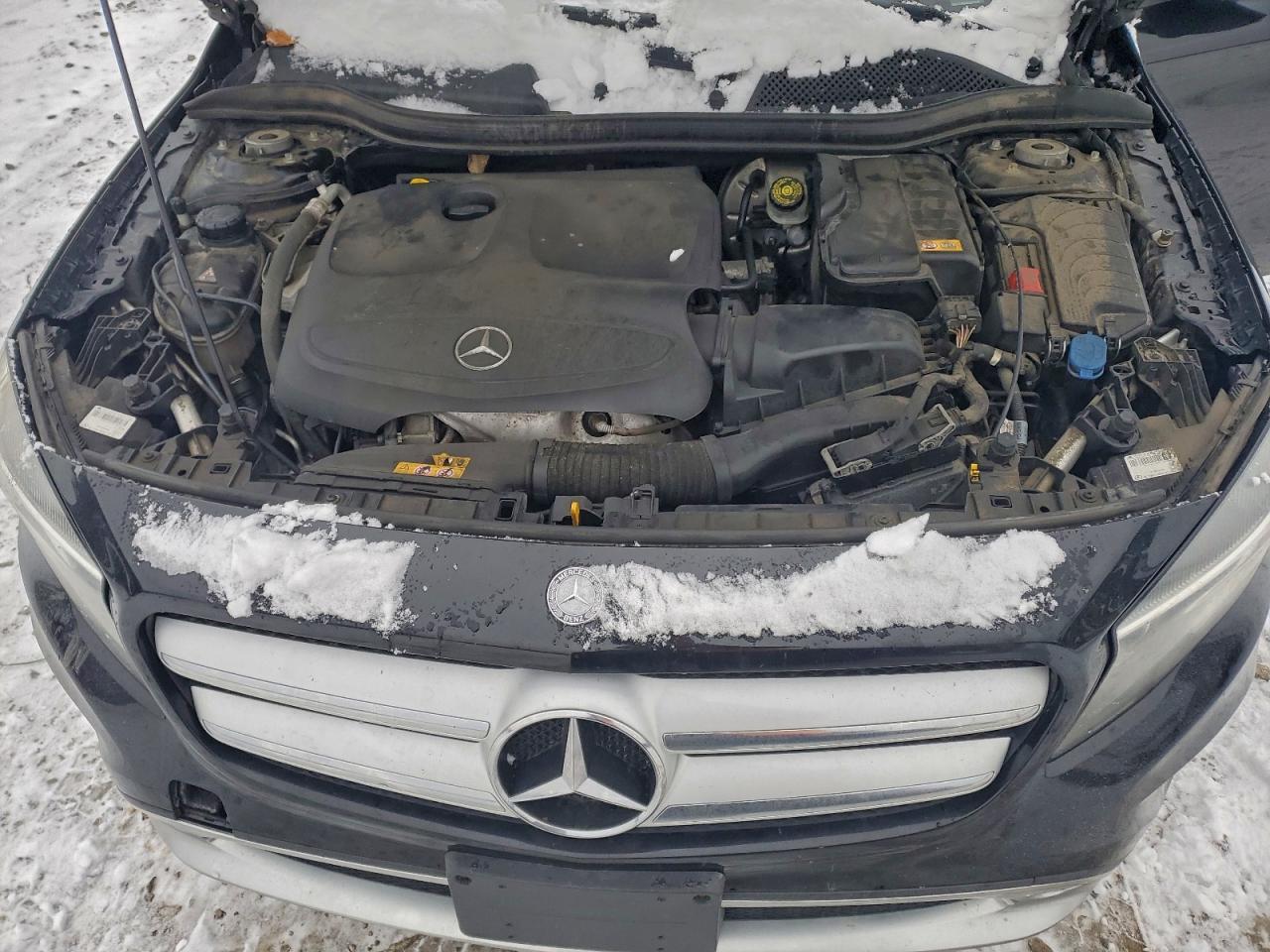 2016 MERCEDES-BENZ GLA-Class