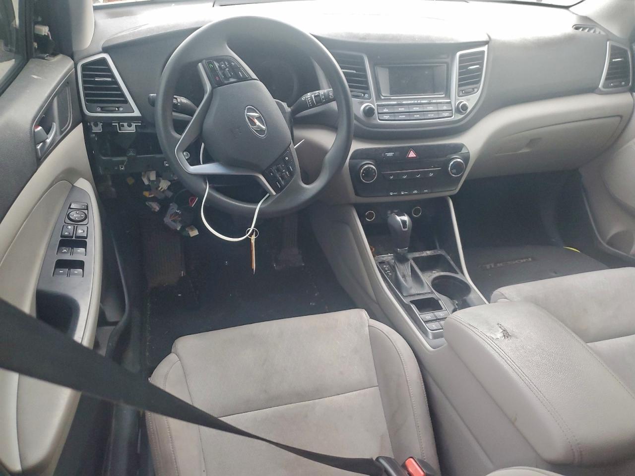 2016 HYUNDAI TUCSON