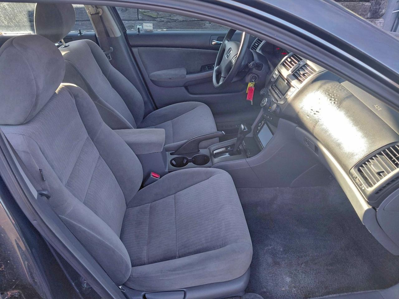 2005 HONDA ACCORD