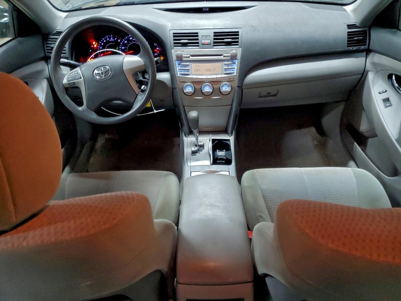 2010 TOYOTA CAMRY