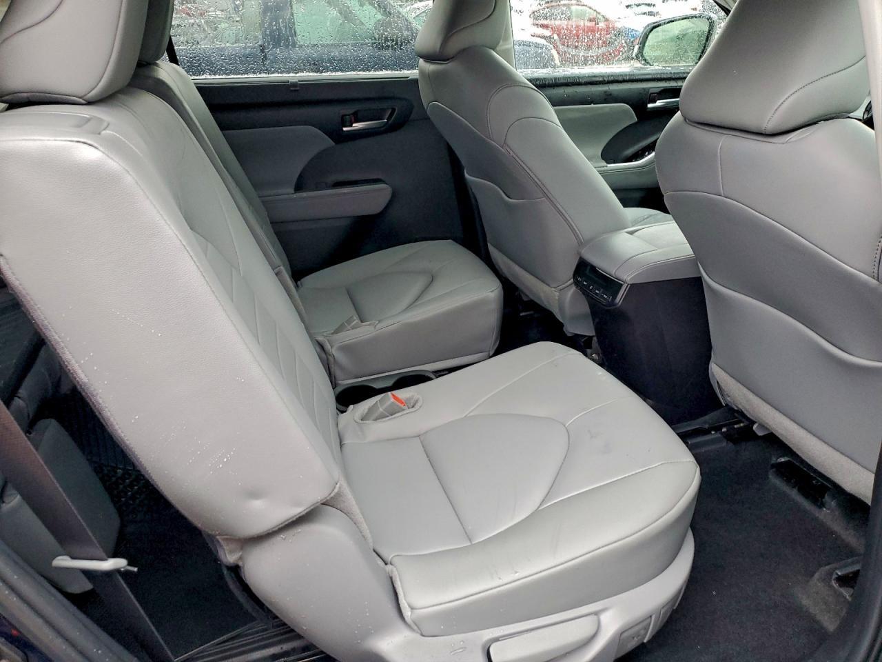 2025 TOYOTA HIGHLANDER