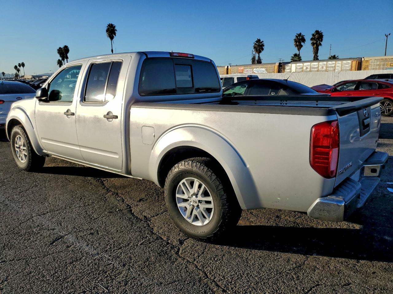 2016 NISSAN Frontier