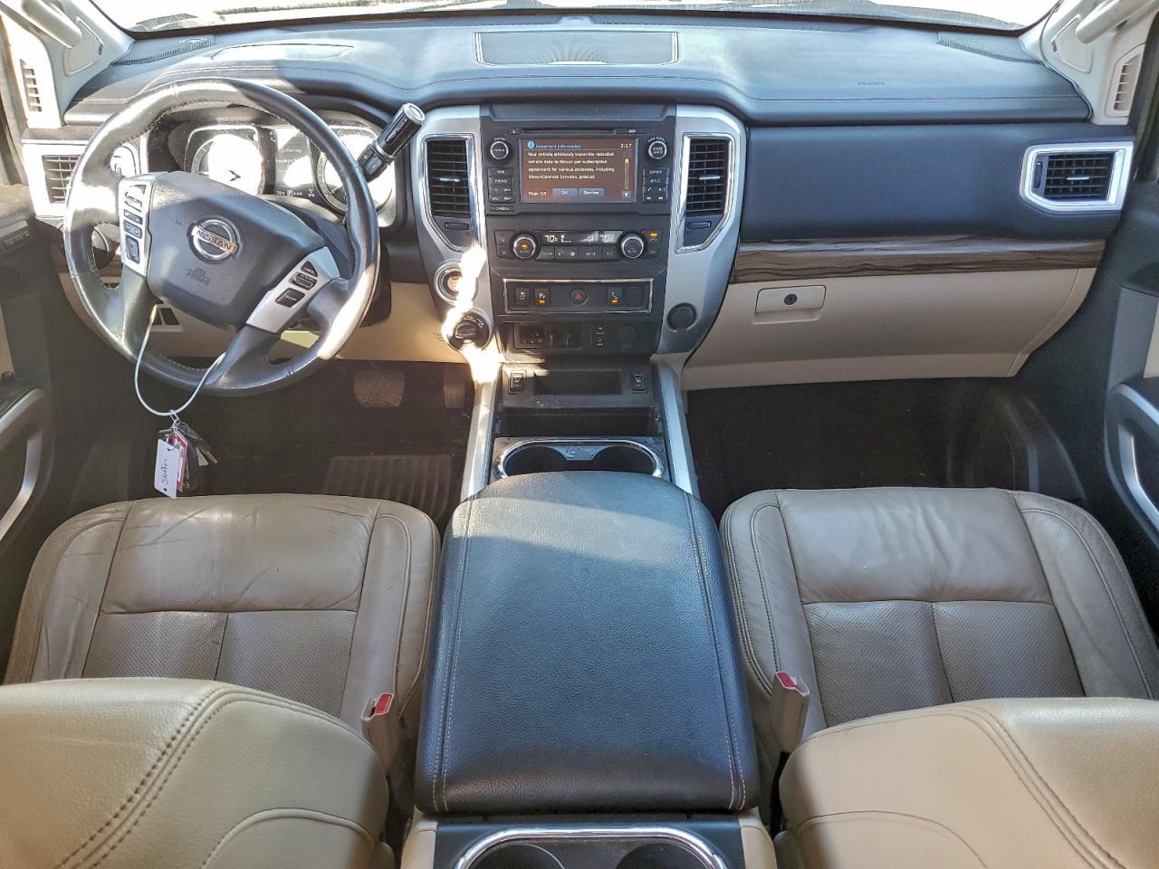 2017 NISSAN Titan