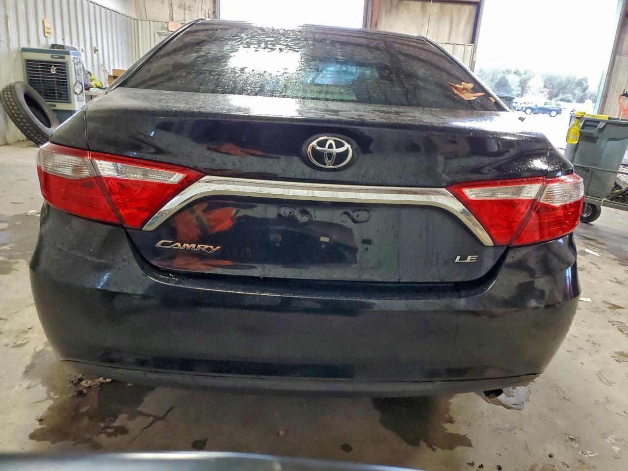 2017 TOYOTA CAMRY