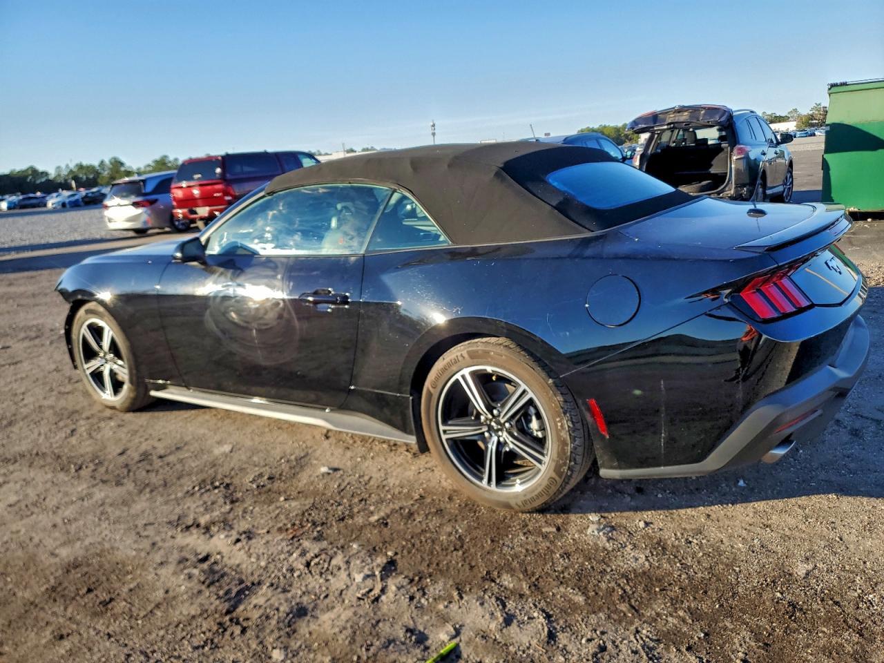 2025 FORD MUSTANG